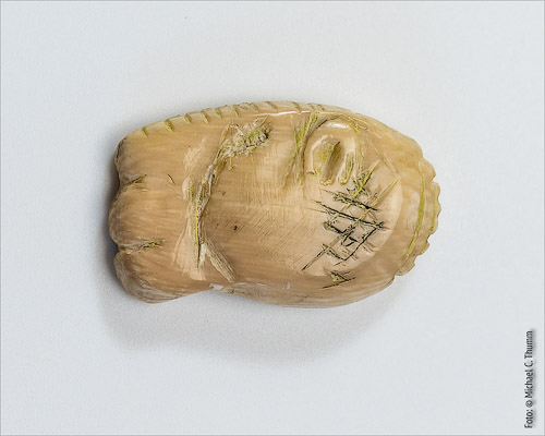 Löwenkopf Vogelherd Mammutelfenbein - Replik von Trommer Archaeotechnik